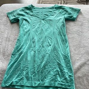 Lululemon athletica swiftly tech tee